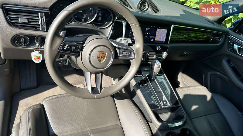 Внедорожник / Кроссовер Porsche Macan 2022 в Киеве