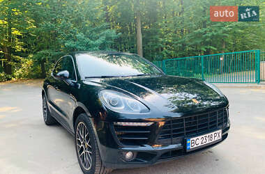 Внедорожник / Кроссовер Porsche Macan 2018 в 