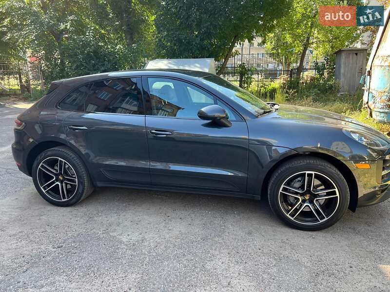 Внедорожник / Кроссовер Porsche Macan 2019 в 
