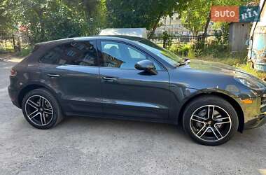 Внедорожник / Кроссовер Porsche Macan 2019 в 