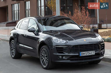 Внедорожник / Кроссовер Porsche Macan 2018 в 