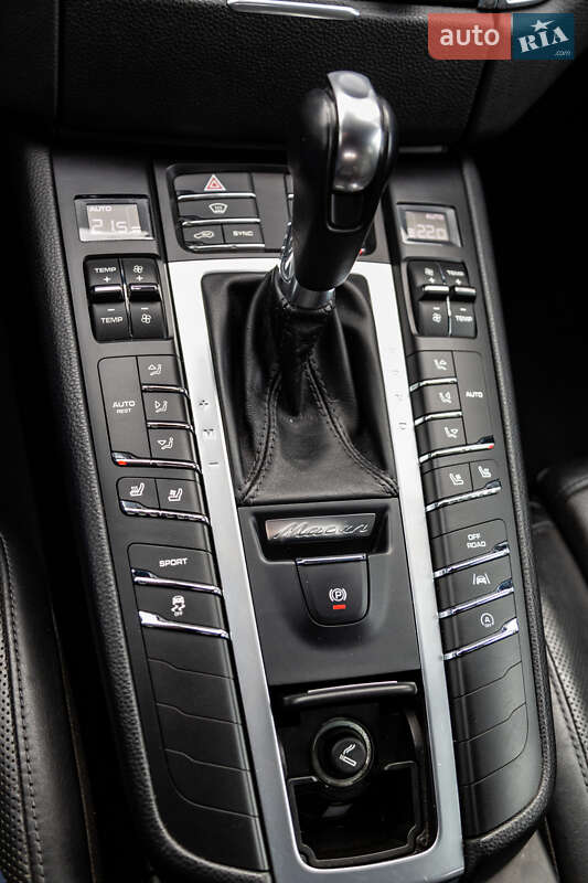 Внедорожник / Кроссовер Porsche Macan 2018 в Киеве фото 64 Внедорожник / Кроссовер Porsche Macan 2018 в Киеве