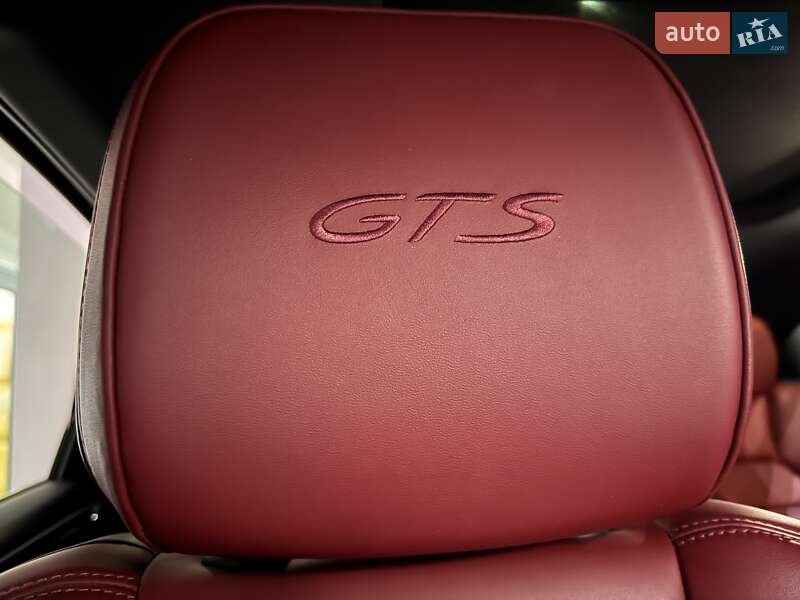 Внедорожник / Кроссовер Porsche Macan 2022 в Одессе фото 145 Внедорожник / Кроссовер Porsche Macan 2022 в Одессе