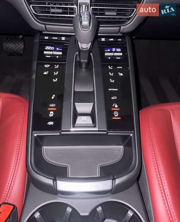 Внедорожник / Кроссовер Porsche Macan 2022 в Одессе фото 139 Внедорожник / Кроссовер Porsche Macan 2022 в Одессе