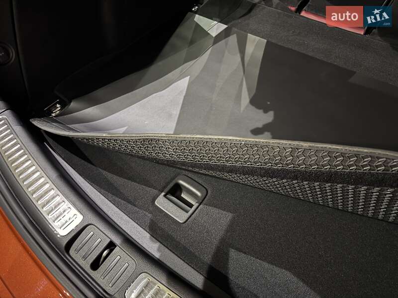 Внедорожник / Кроссовер Porsche Macan 2022 в Одессе фото 167 Внедорожник / Кроссовер Porsche Macan 2022 в Одессе