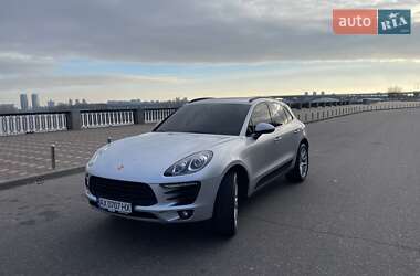 Внедорожник / Кроссовер Porsche Macan 2017 в Киеве