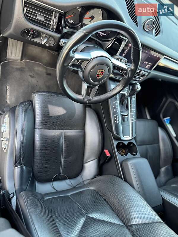 Внедорожник / Кроссовер Porsche Macan 2019 в Черкассах