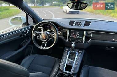 Позашляховик / Кросовер Porsche Macan 2016 в Києві