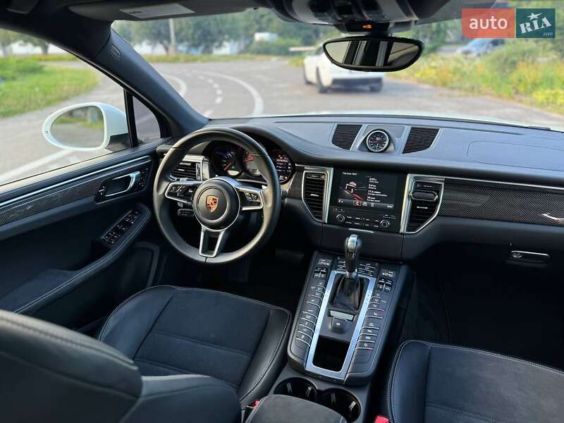 Внедорожник / Кроссовер Porsche Macan 2016 в Киеве фото 11 Внедорожник / Кроссовер Porsche Macan 2016 в Киеве