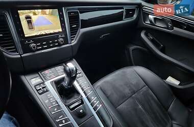 Внедорожник / Кроссовер Porsche Macan 2018 в 