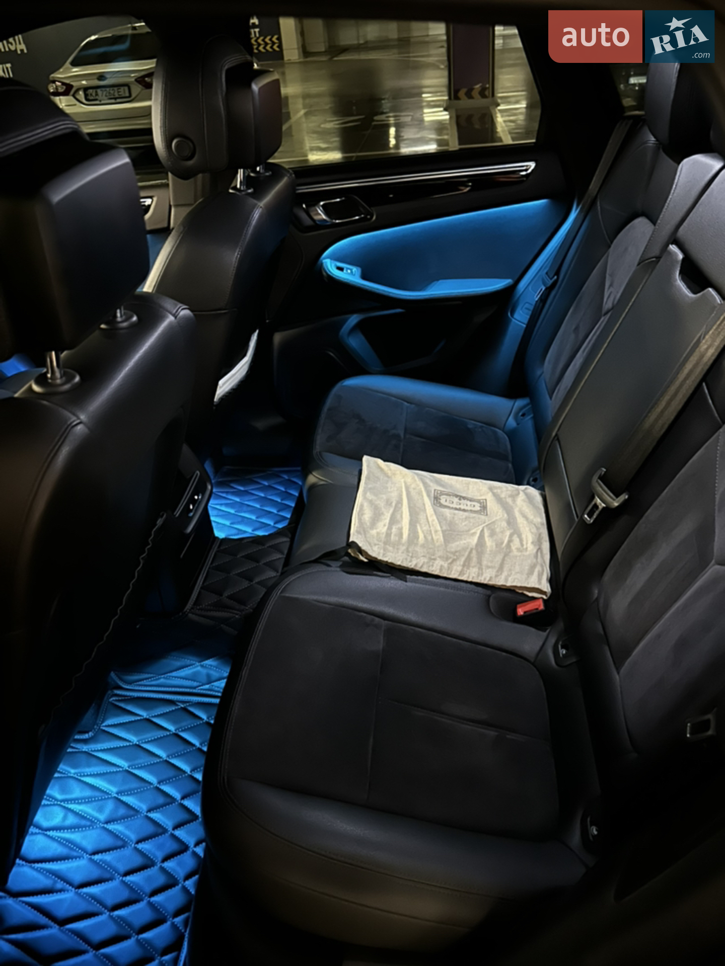 2014 Porsche Macan - мініатюра 12