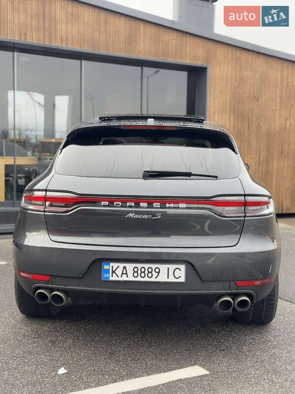 Внедорожник / Кроссовер Porsche Macan 2020 в Киеве