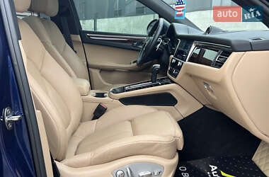 Внедорожник / Кроссовер Porsche Macan 2023 в 