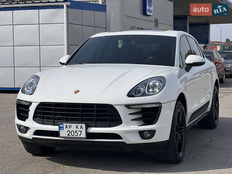 Внедорожник / Кроссовер Porsche Macan 2015 в Запорожье