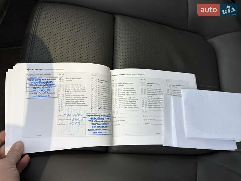 Внедорожник / Кроссовер Porsche Macan 2021 в Киеве