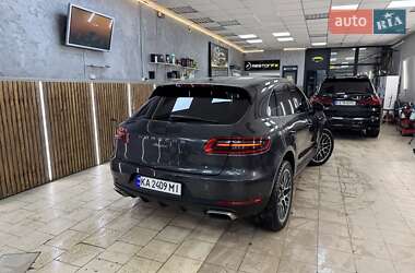 Внедорожник / Кроссовер Porsche Macan 2016 в 