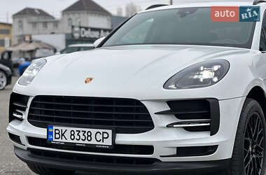 Внедорожник / Кроссовер Porsche Macan 2021 в Киеве