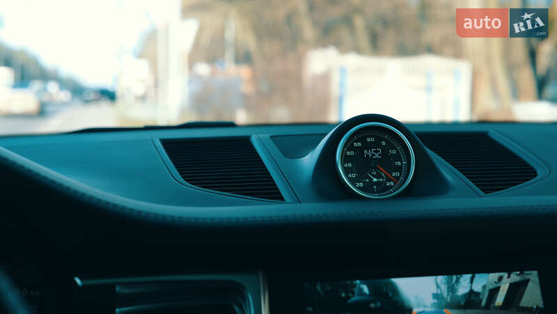 Внедорожник / Кроссовер Porsche Macan 2016 в Киеве фото 4 Внедорожник / Кроссовер Porsche Macan 2016 в Киеве