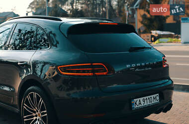 Внедорожник / Кроссовер Porsche Macan 2016 в 