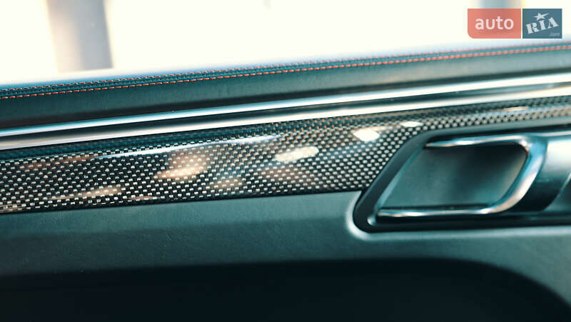 Внедорожник / Кроссовер Porsche Macan 2016 в Киеве фото 18 Внедорожник / Кроссовер Porsche Macan 2016 в Киеве