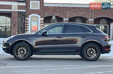 Внедорожник / Кроссовер Porsche Macan 2018 в 