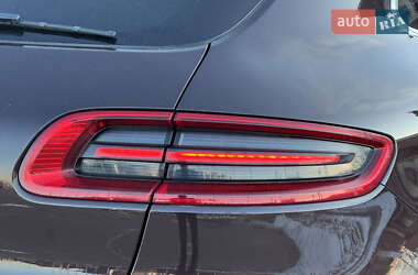 Внедорожник / Кроссовер Porsche Macan 2018 в 