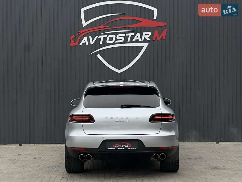 Позашляховик / Кросовер Porsche Macan 2017 в Мукачевому