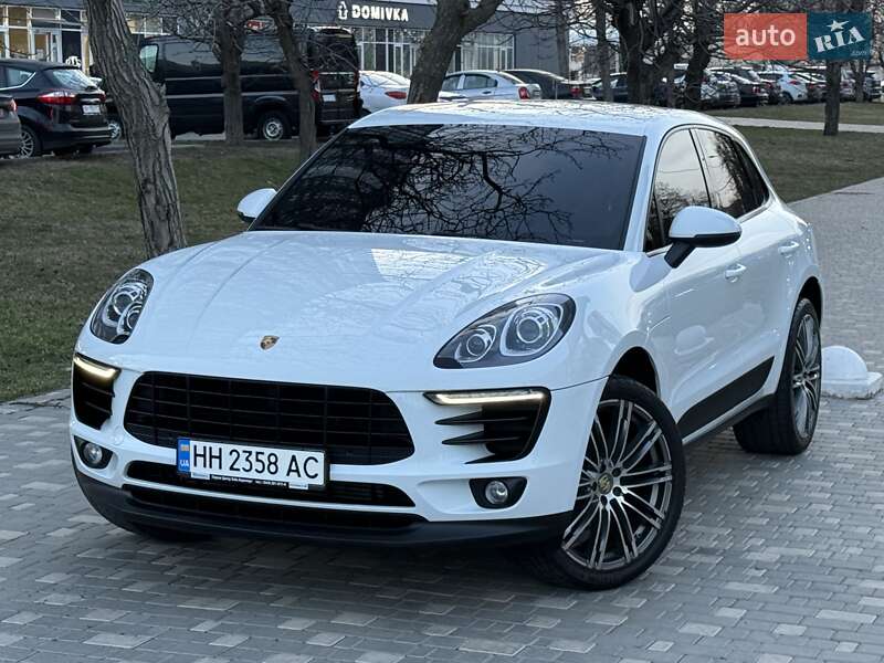 Внедорожник / Кроссовер Porsche Macan 2017 в Одессе