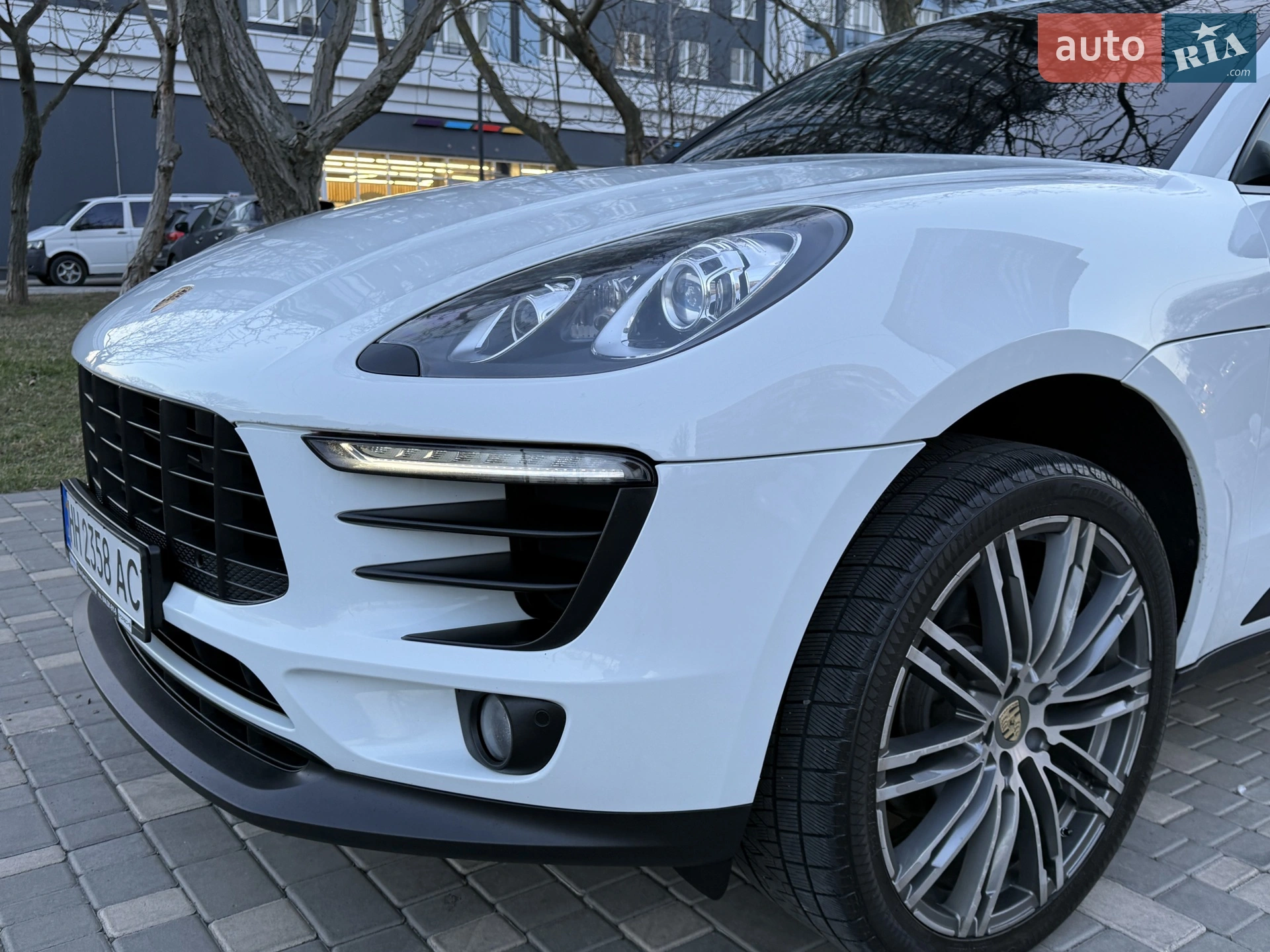 2017 Porsche Macan - мініатюра 23