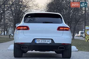 Внедорожник / Кроссовер Porsche Macan 2017 в 