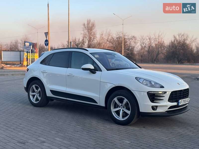 Внедорожник / Кроссовер Porsche Macan 2016 в Запорожье