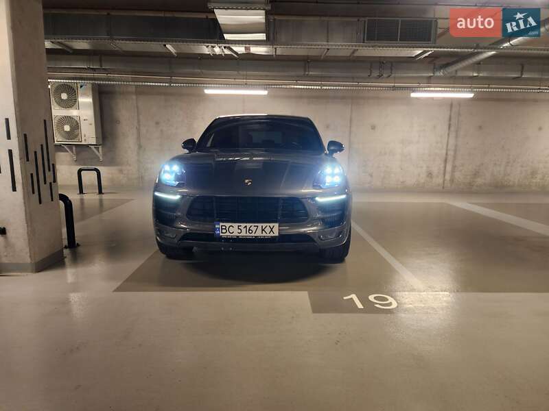 Внедорожник / Кроссовер Porsche Macan 2015 в Львове
