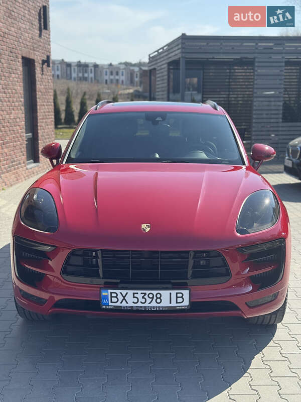 Внедорожник / Кроссовер Porsche Macan 2016 в Хмельницком