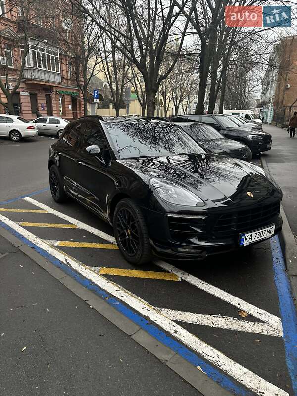 Внедорожник / Кроссовер Porsche Macan 2016 в Днепре