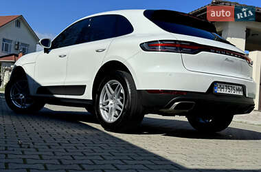 Внедорожник / Кроссовер Porsche Macan 2021 в 