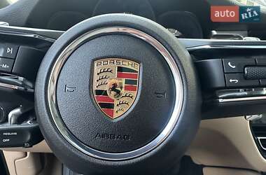 Позашляховик / Кросовер Porsche Macan 2025 в 