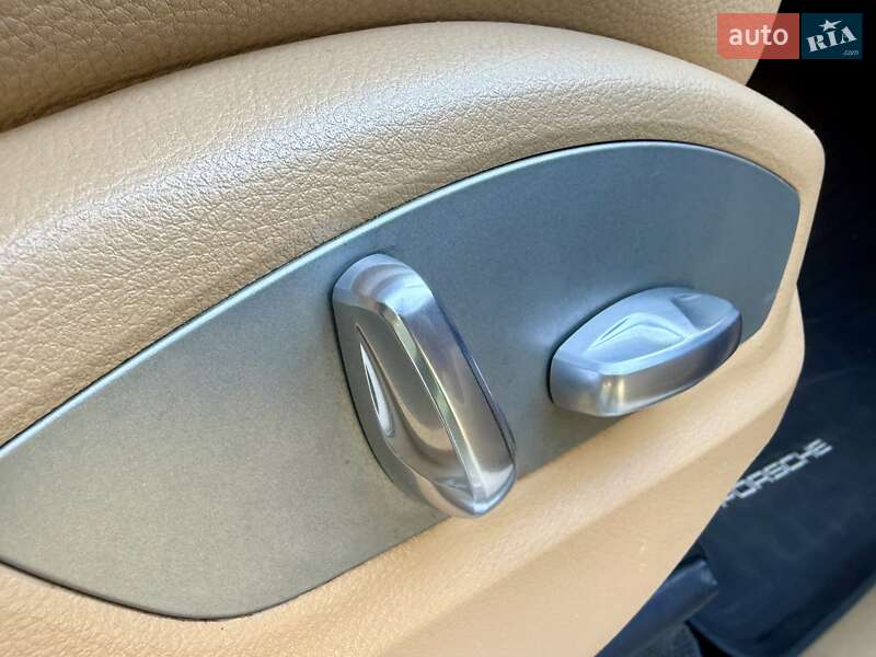 Внедорожник / Кроссовер Porsche Macan 2016 в Одессе фото 48 Внедорожник / Кроссовер Porsche Macan 2016 в Одессе