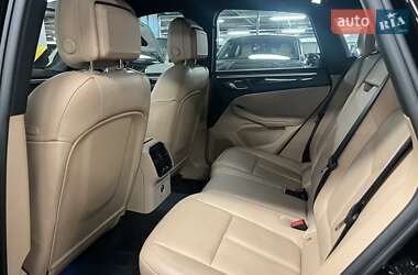 Внедорожник / Кроссовер Porsche Macan 2023 в 