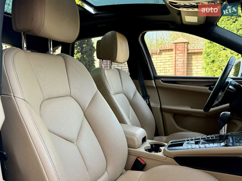 Внедорожник / Кроссовер Porsche Macan 2021 в Черновцах