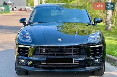 Позашляховик / Кросовер Porsche Macan 2018 в 