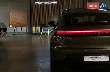 Внедорожник / Кроссовер Porsche Macan 2024 в 