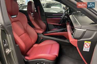 Внедорожник / Кроссовер Porsche Macan 2024 в 