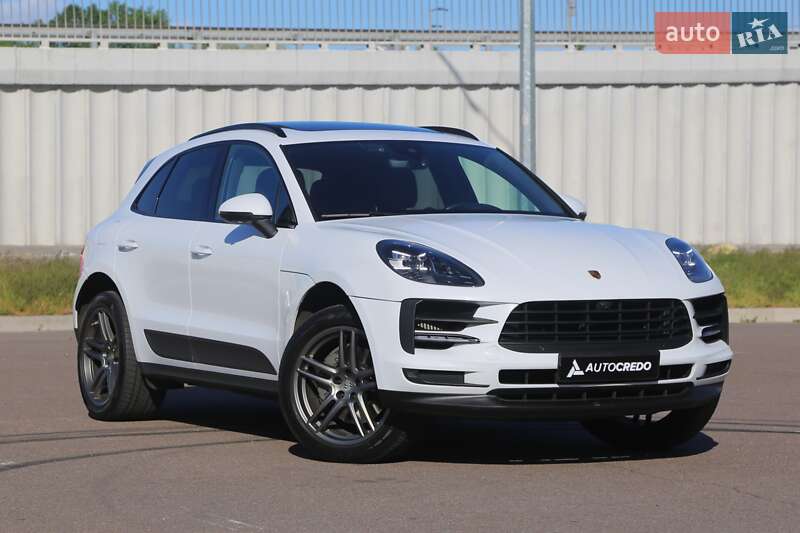 Porsche Macan 2021