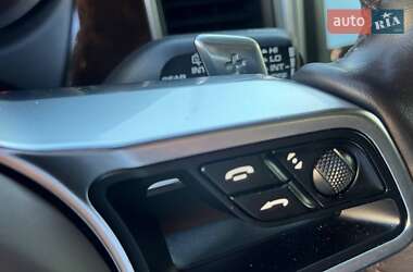Внедорожник / Кроссовер Porsche Macan 2014 в 