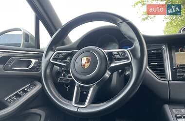 Внедорожник / Кроссовер Porsche Macan 2015 в 