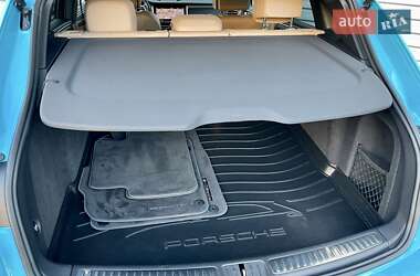 Внедорожник / Кроссовер Porsche Macan 2018 в 