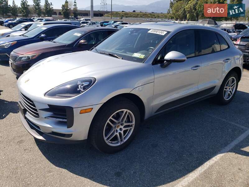Porsche Macan 2021