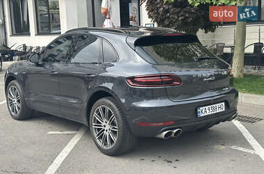 Внедорожник / Кроссовер Porsche Macan 2016 в 