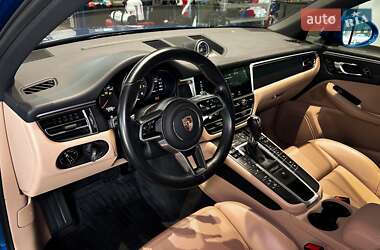 Внедорожник / Кроссовер Porsche Macan 2021 в 