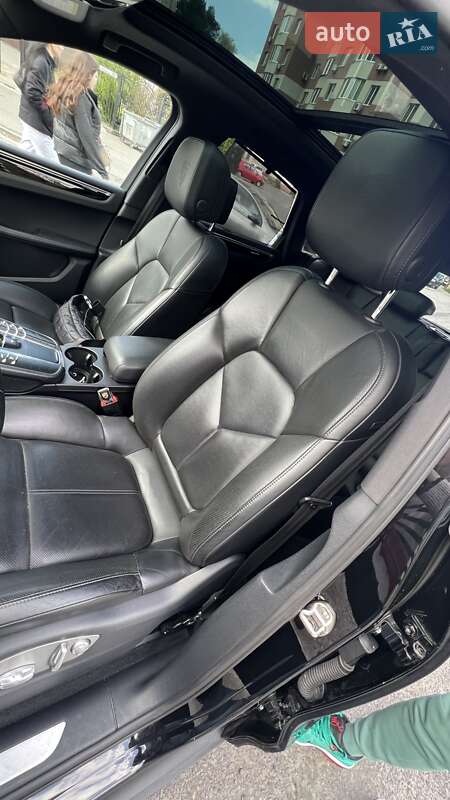 Внедорожник / Кроссовер Porsche Macan 2016 в Днепре